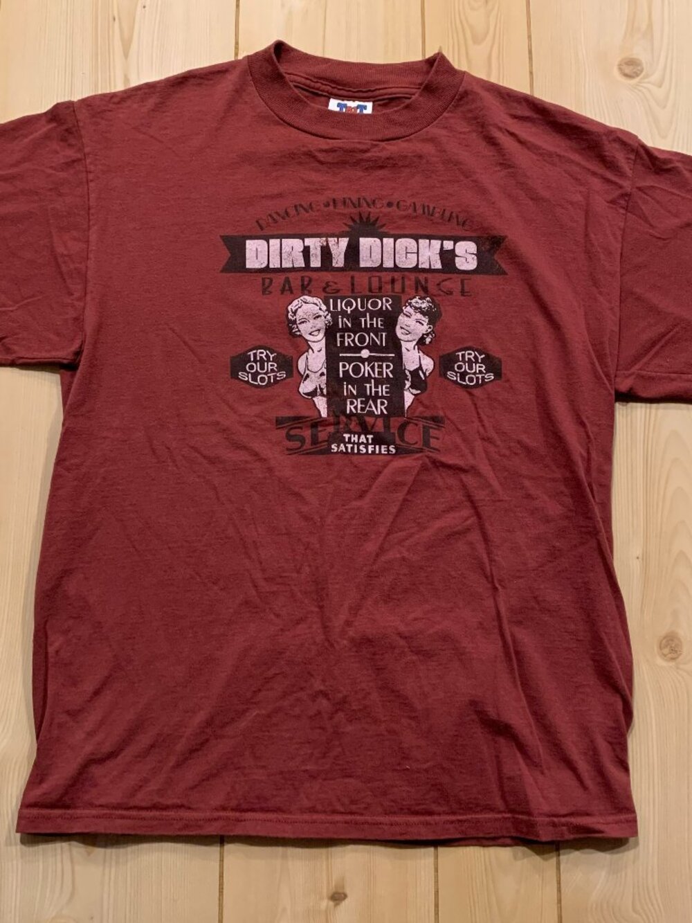 Vintage Y2K Funny Dirty Dick's Poker in the Face Liquor in the Rear T-Shirt L